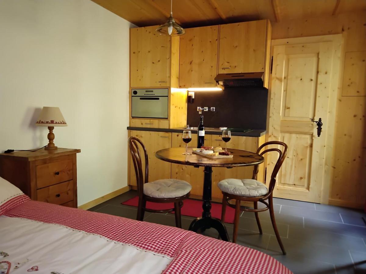 Chez Pierre Apartment Praz-de-Fort Екстериор снимка